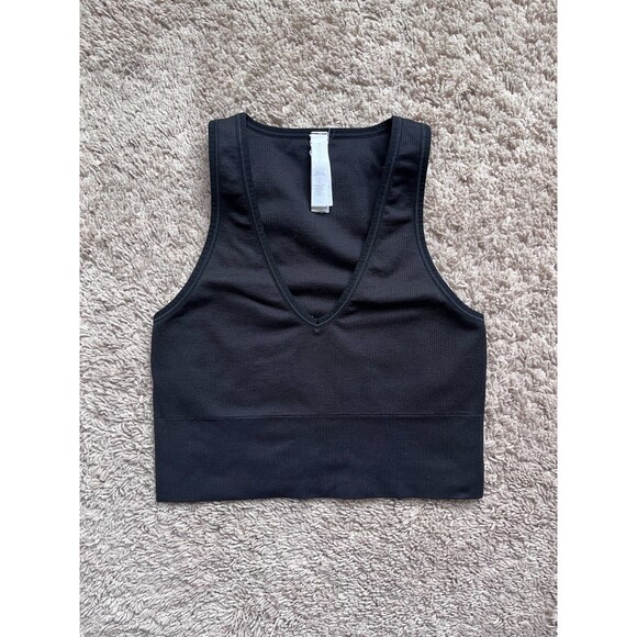 Athleta Tops - Athleta Aurora Seamless Crop Rib Tank in Black Size SMALL